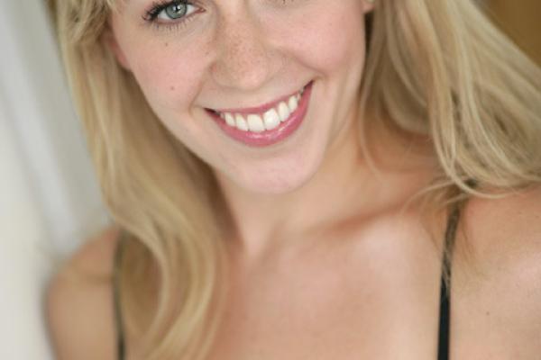 headshot, jessica azenberg